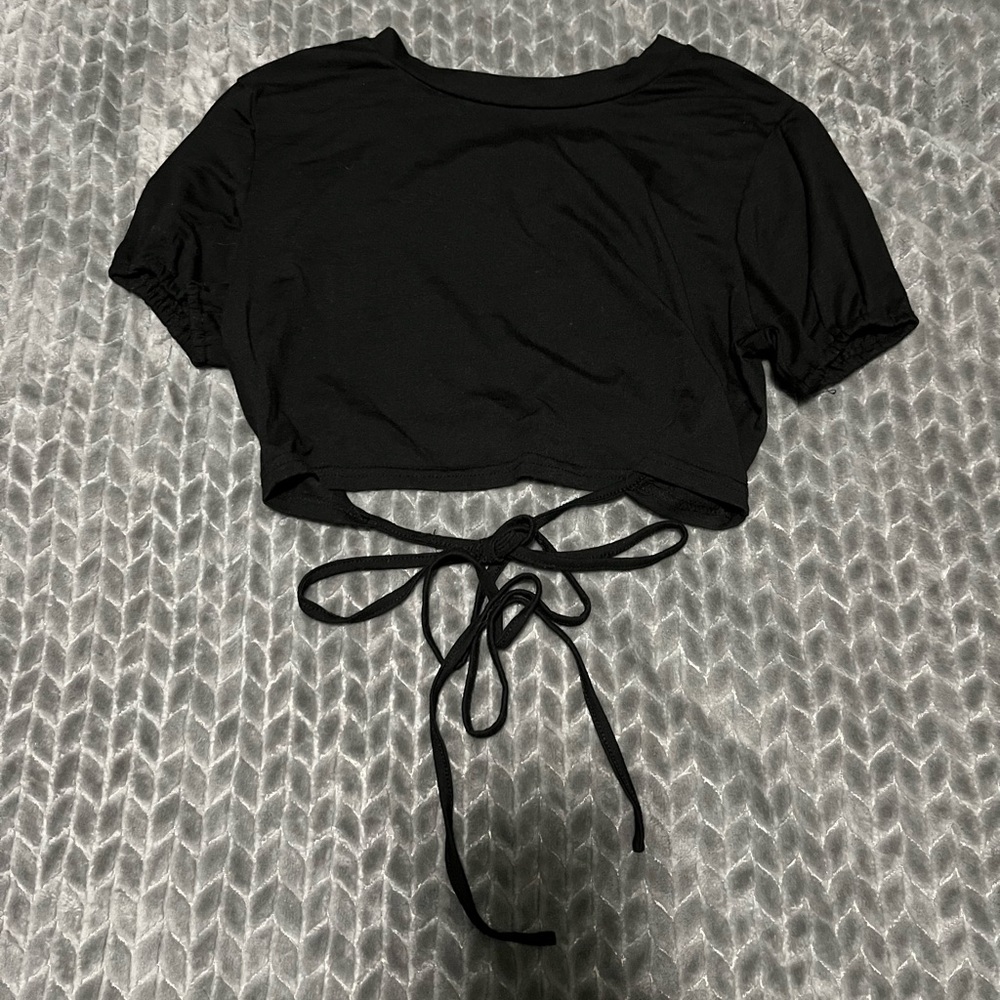Black tie back crop top